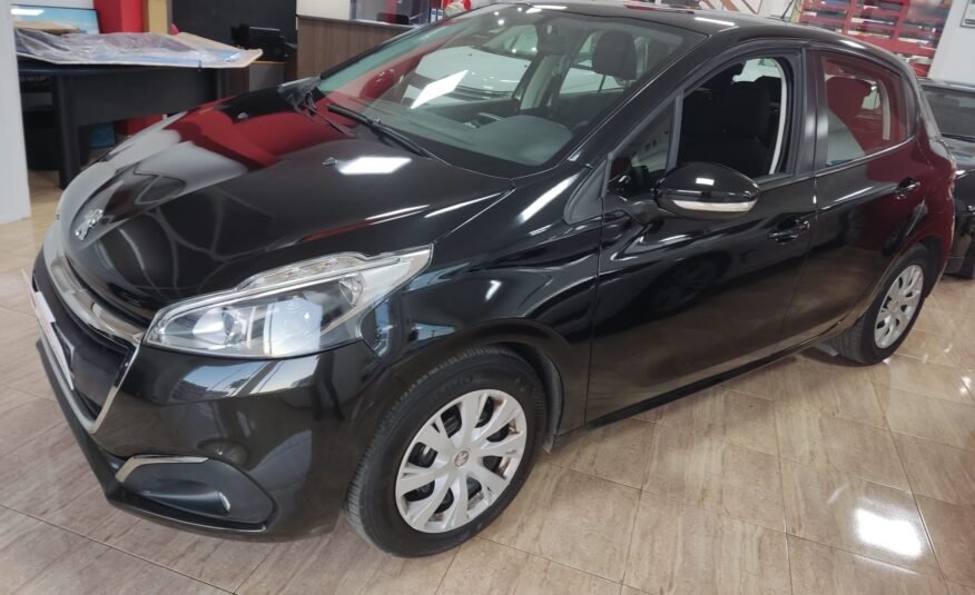 PEUGEOT 208 1.6 HDI