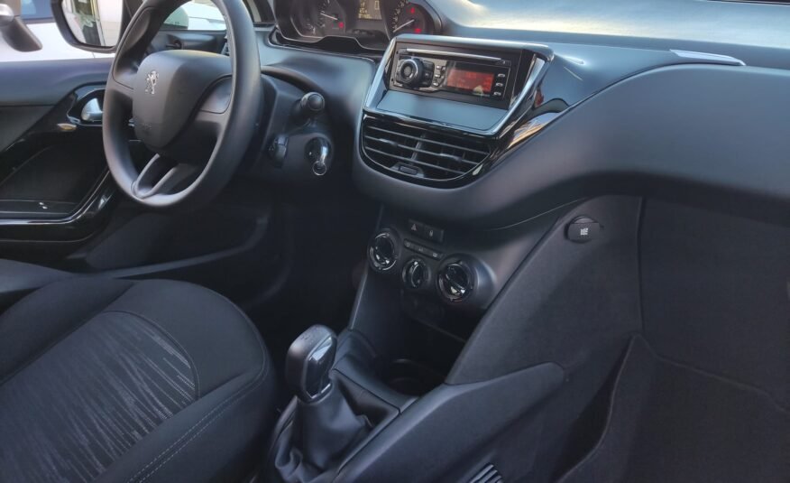 PEUGEOT 208 1.6 HDI