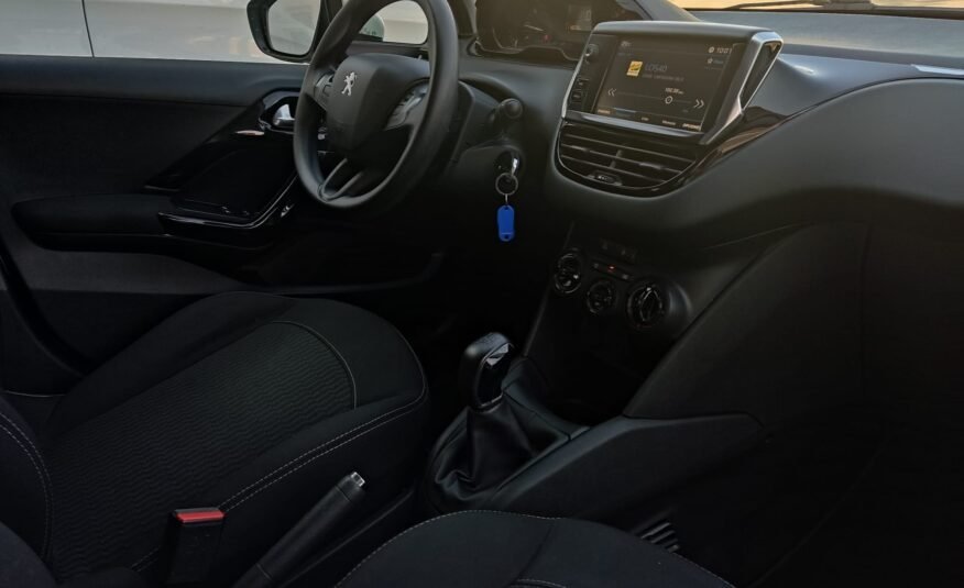 PEUGEOT 208 1.5 HDI