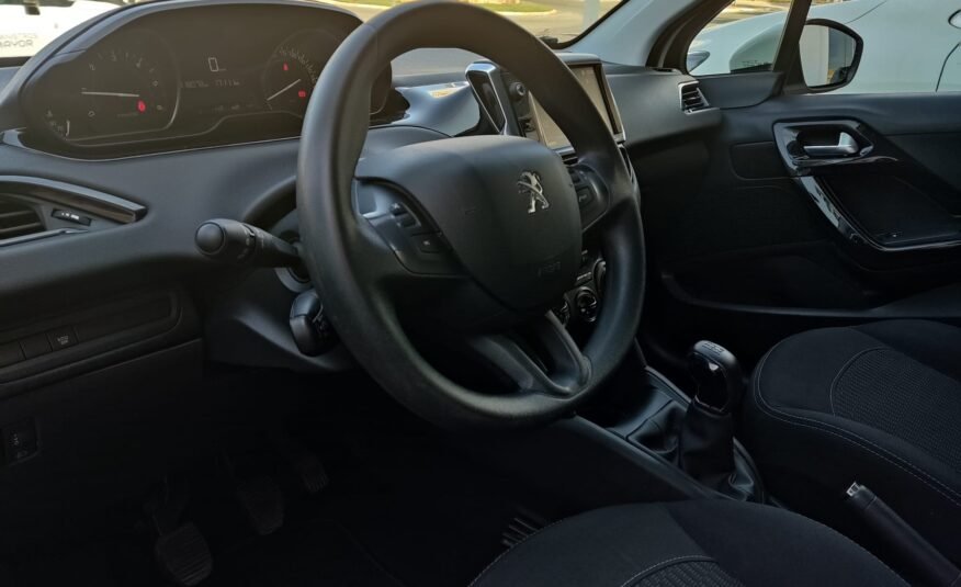 PEUGEOT 208 1.5 HDI