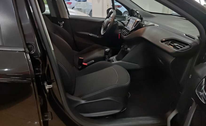 PEUGEOT 208 1.6 HDI