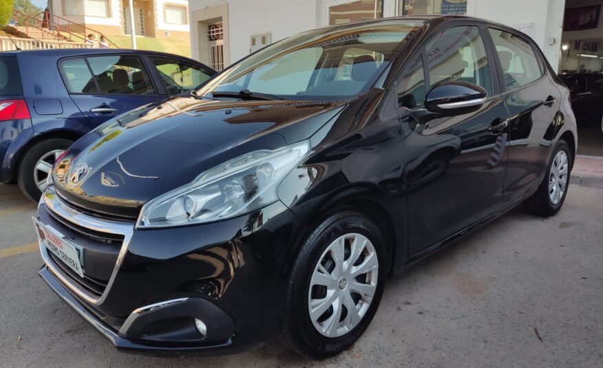 PEUGEOT 208 1.6 HDI