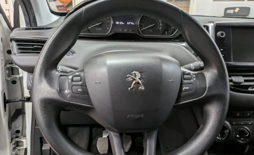 PEUGEOT 208 1.6 HDI