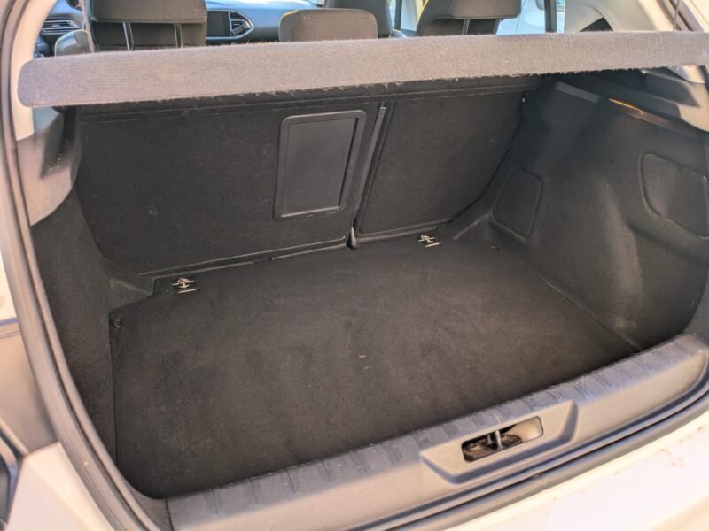 PEUGEOT 308 1.6 HDI ACTIVE