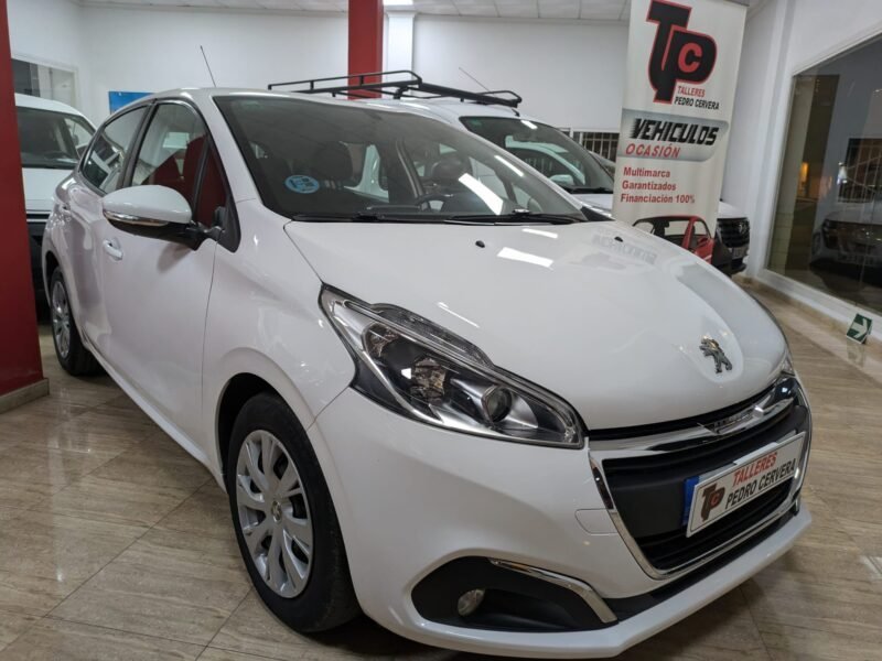 PEUGEOT 208 1.6 HDI