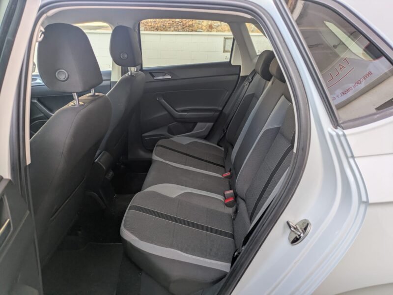 VOLSKWAGEN POLO VI 1.6 TDI
