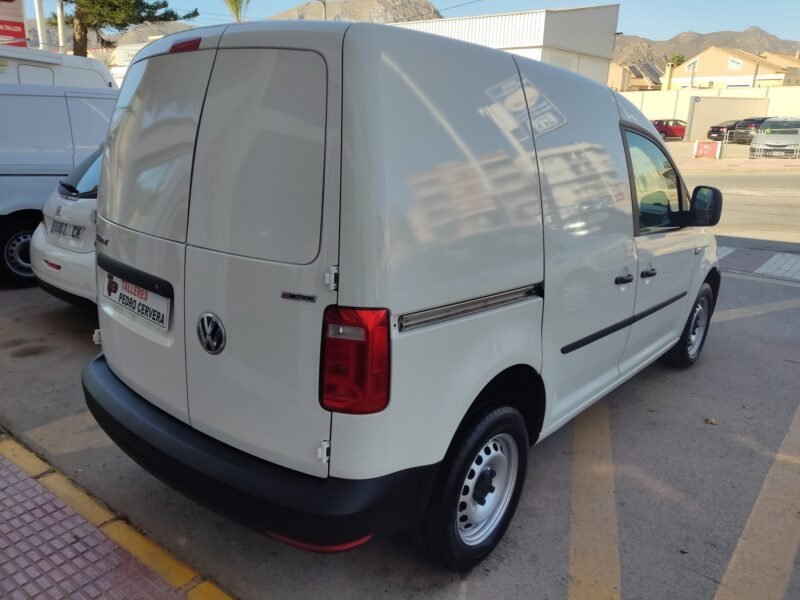 VOLKSWAGEN CADDY 2.0 TDI 4MOTION