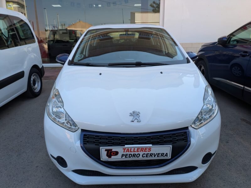 PEUGEOT 208 1.4 HDI LIKE