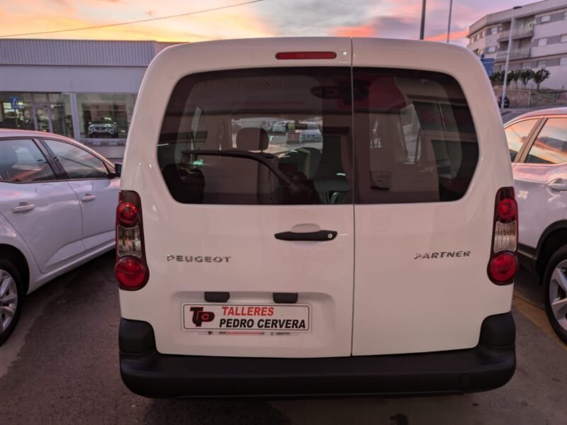 PEUGEOT Partner 1.6 HDI TEPEE ACCESS