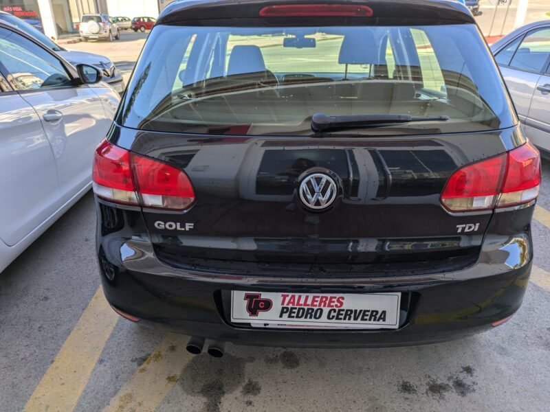 VOLKSWAGEN Golf 2.0 TDI