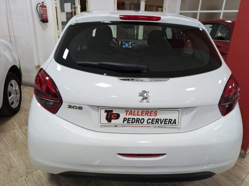 PEUGEOT 208 1.6 HDI
