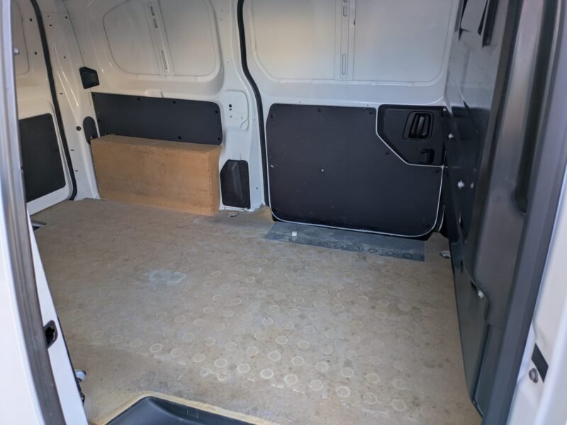 PEUGEOT EXPERT 1.6 PRO BLUEHDI