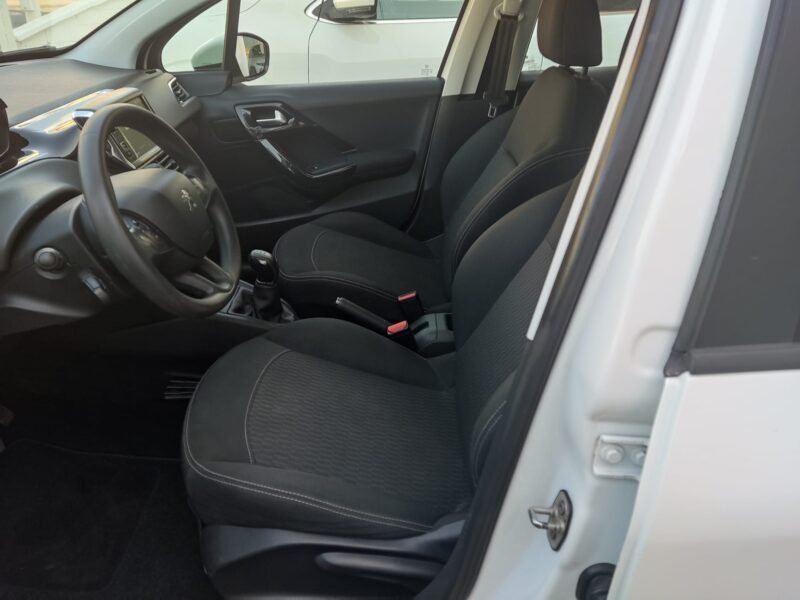 PEUGEOT 208 1.5 HDI