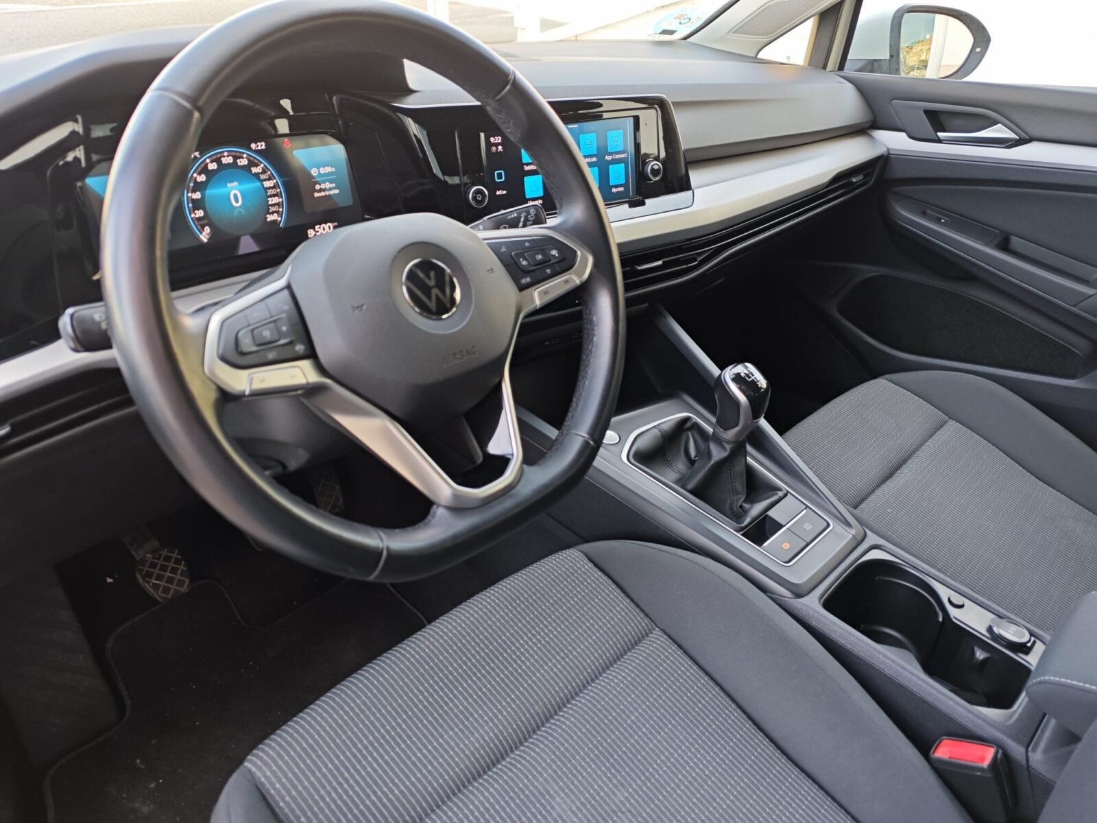 VOLKSWAGEN Golf VIII 2.0 TDI 