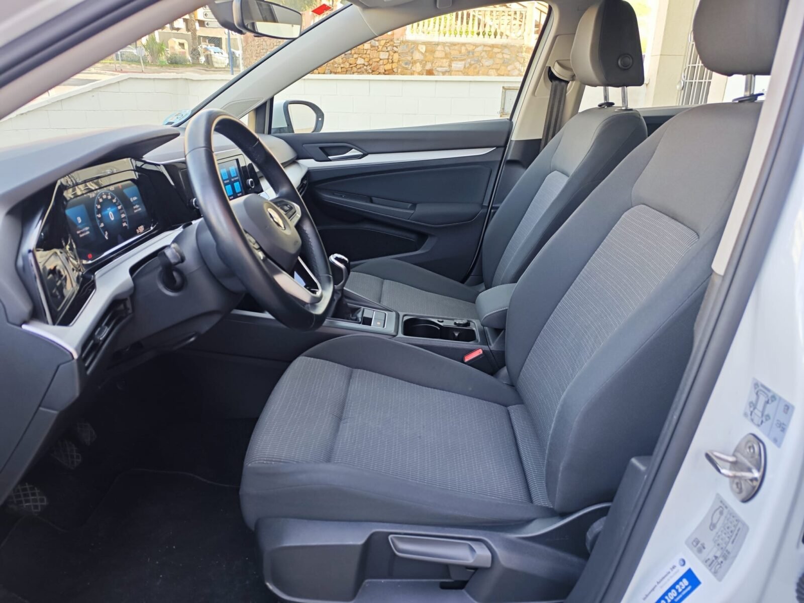 VOLKSWAGEN Golf VIII 2.0 TDI 