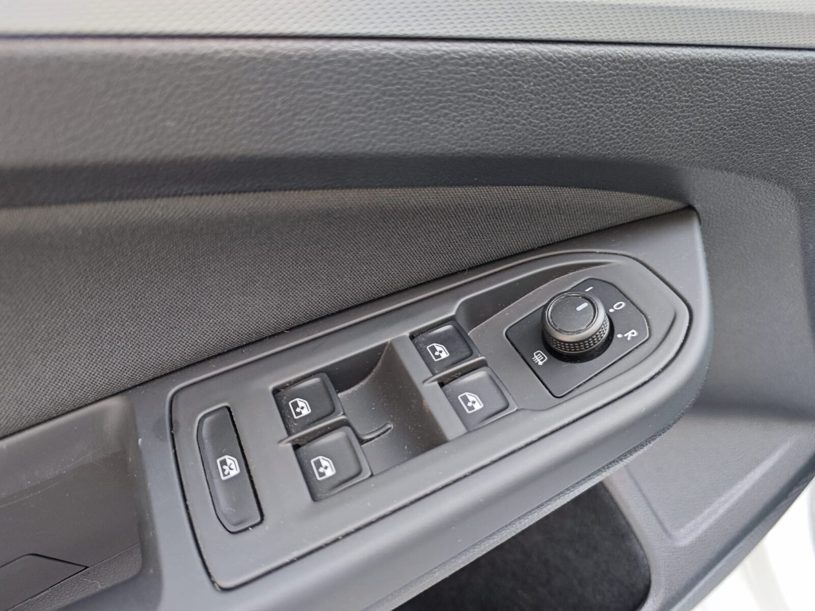 VOLKSWAGEN Golf VIII 2.0 TDI 