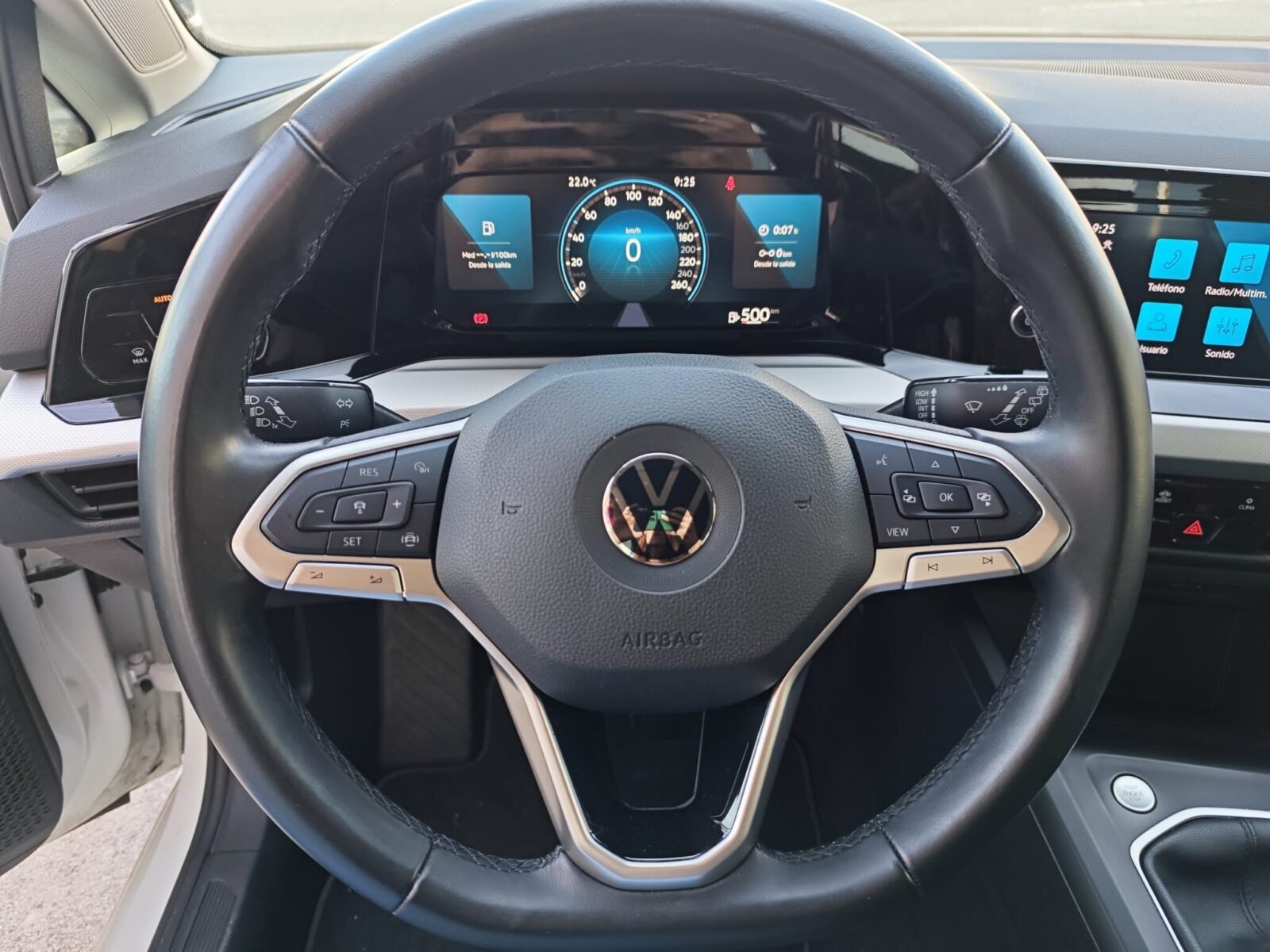 VOLKSWAGEN Golf VIII 2.0 TDI 