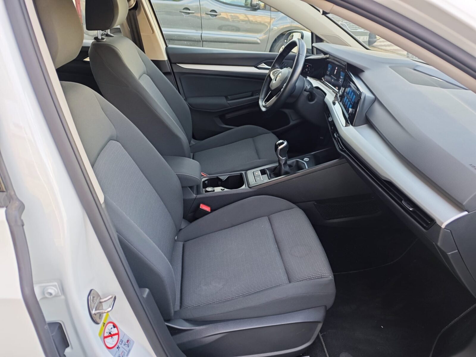 VOLKSWAGEN Golf VIII 2.0 TDI 