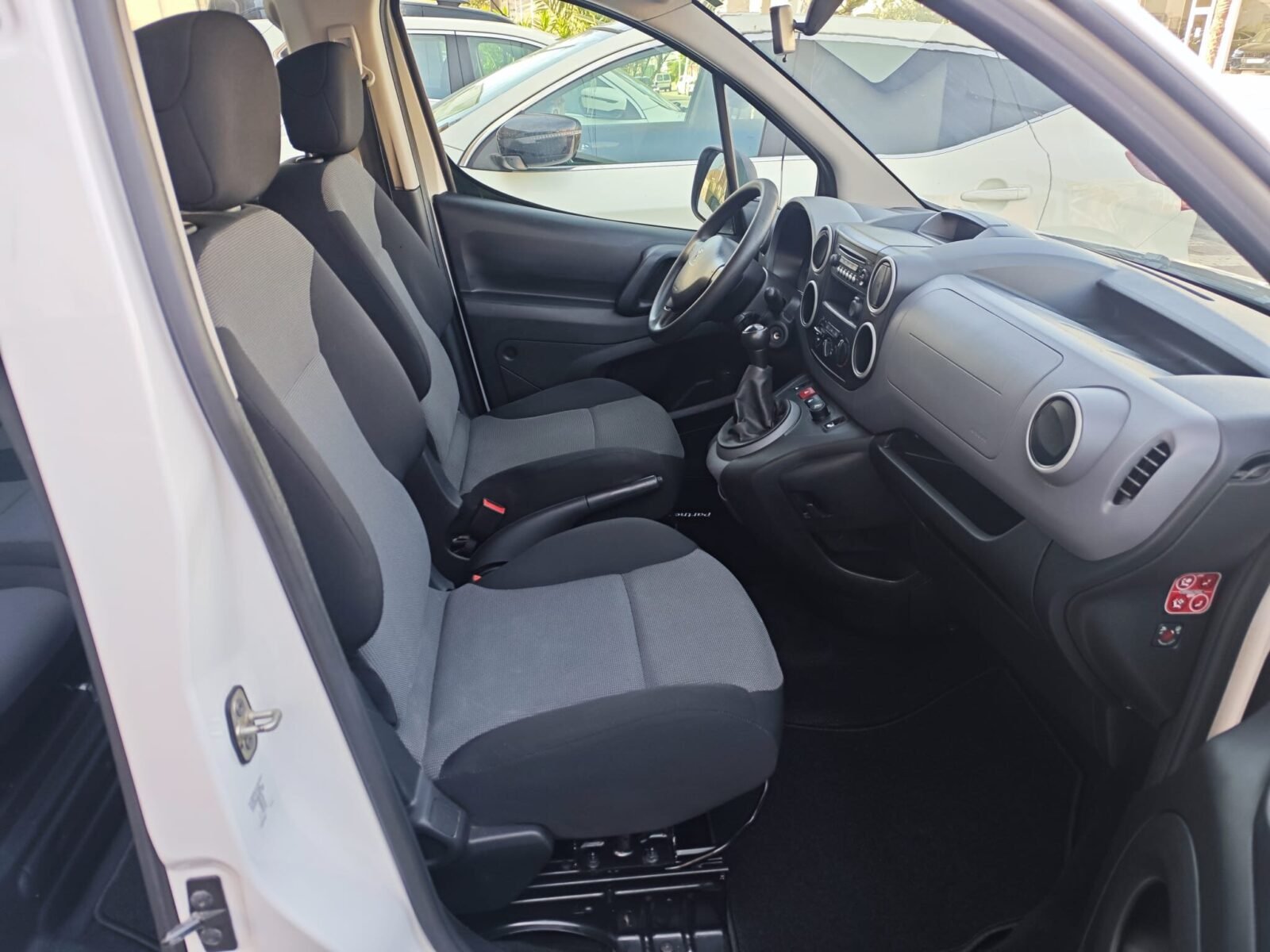 PEUGEOT Partner 1.6 HDI 