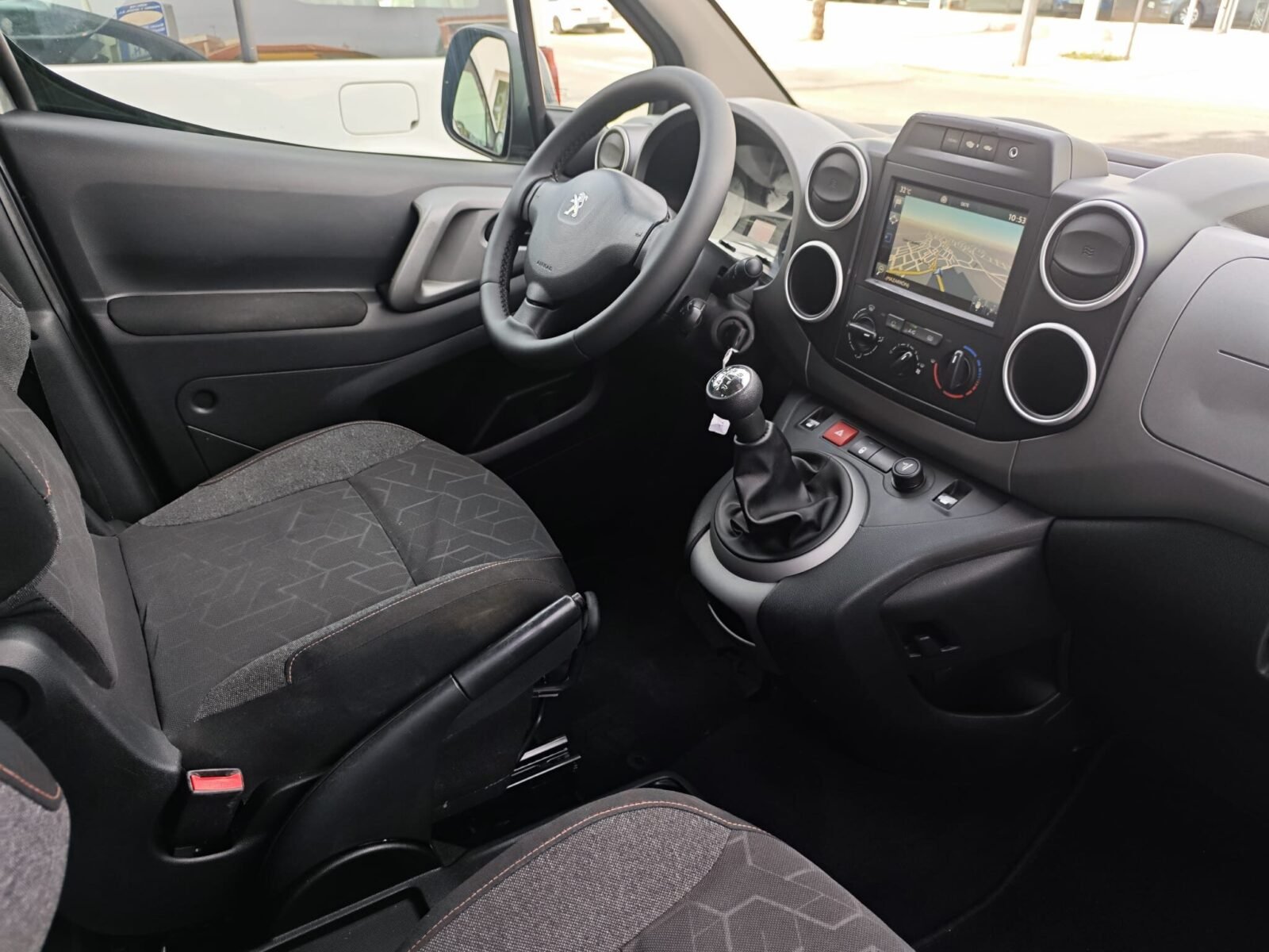 PEUGEOT PARTNER TEPEE 1.6 HDI 