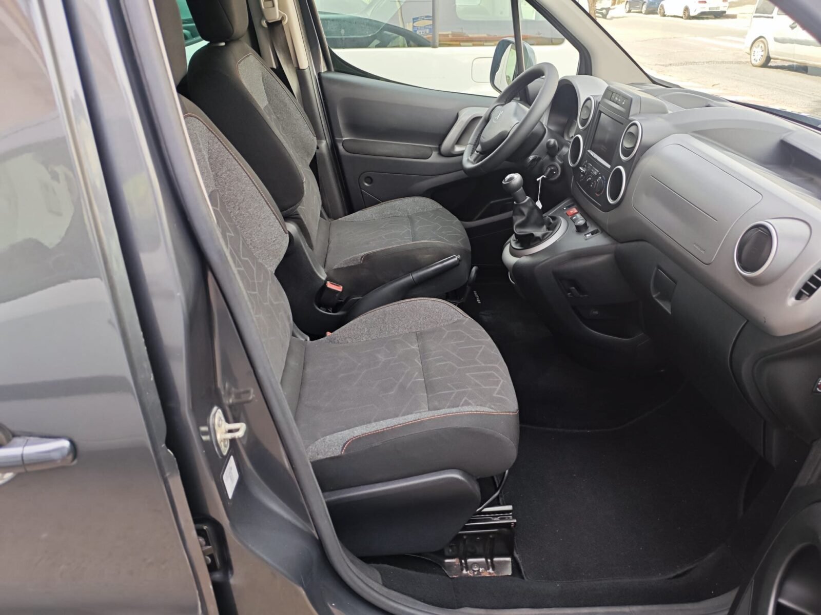 PEUGEOT PARTNER TEPEE 1.6 HDI 