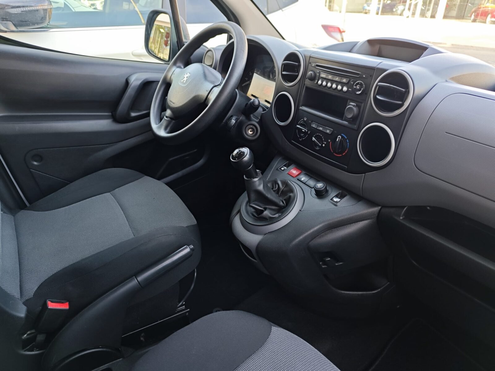PEUGEOT Partner 1.6 HDI 