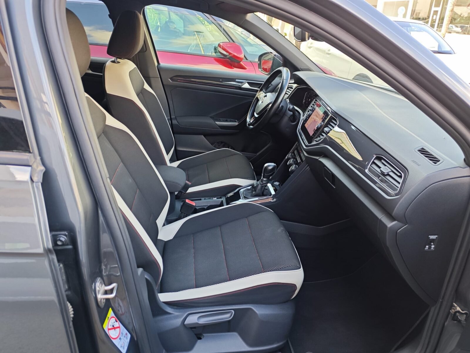 VOLKSWAGEN T-ROC 1.5 TSI 