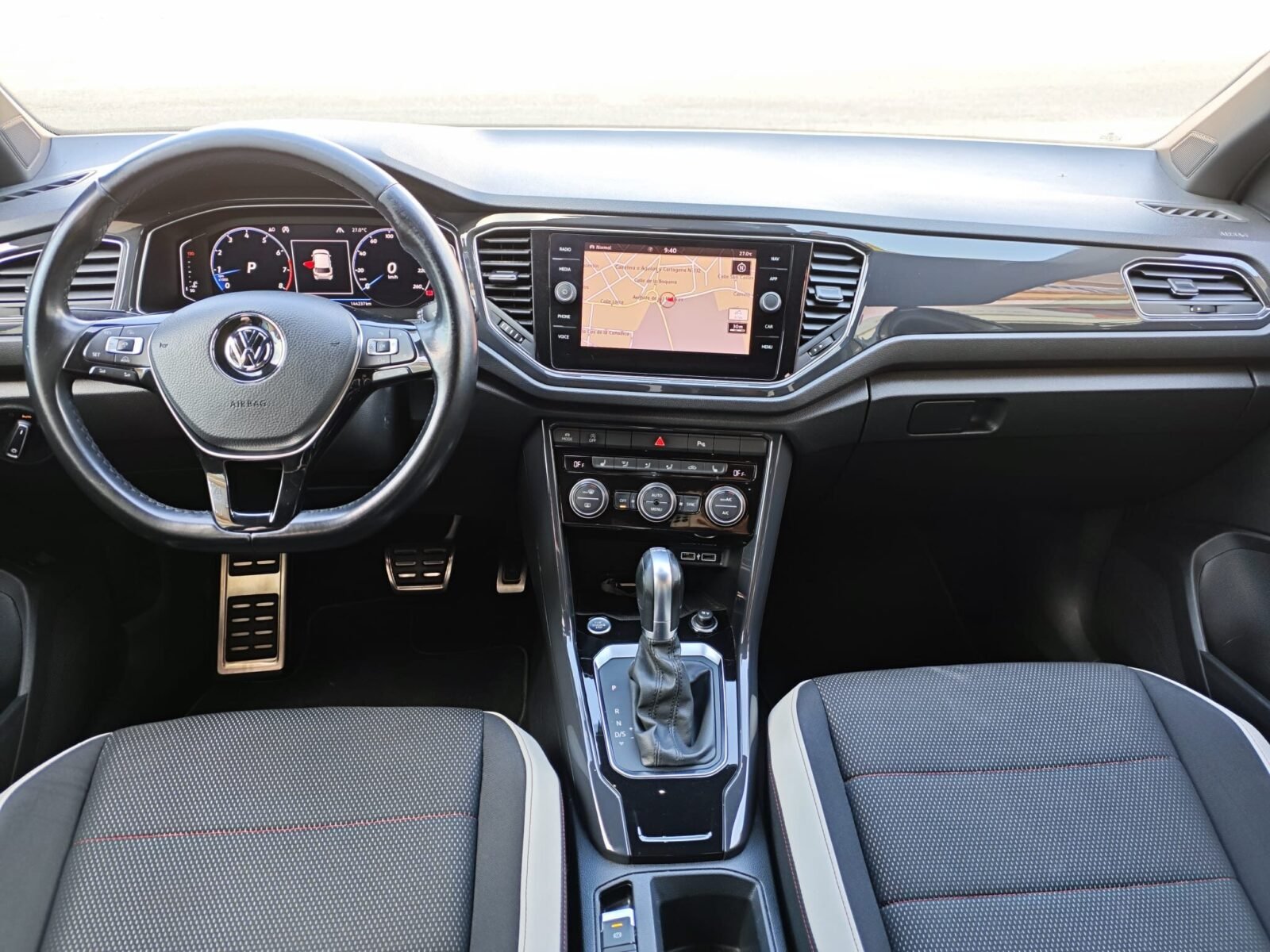VOLKSWAGEN T-ROC 1.5 TSI 
