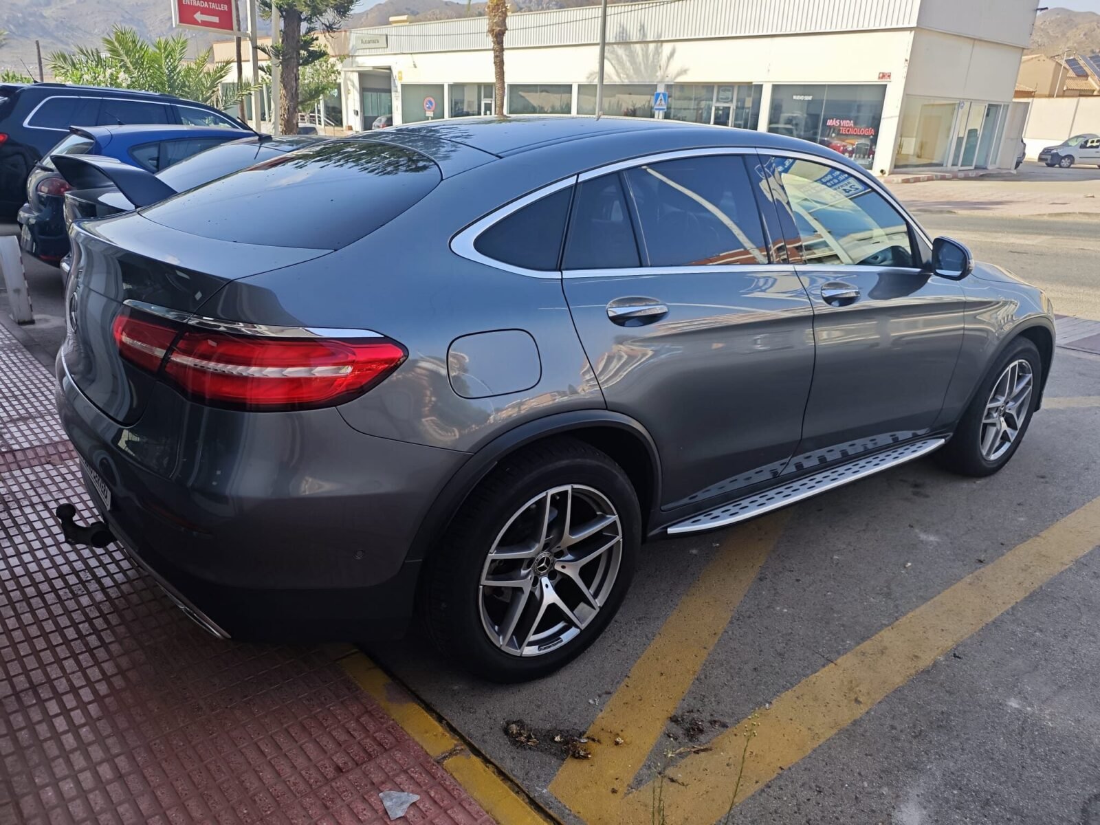 MERCEDES-BENZ GLC 350D 4MATIC