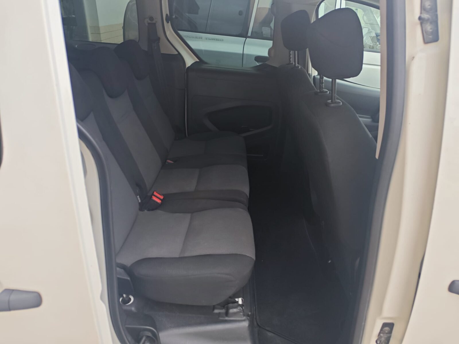 PEUGEOT PARTNER TEPEE 1.6 HDI 