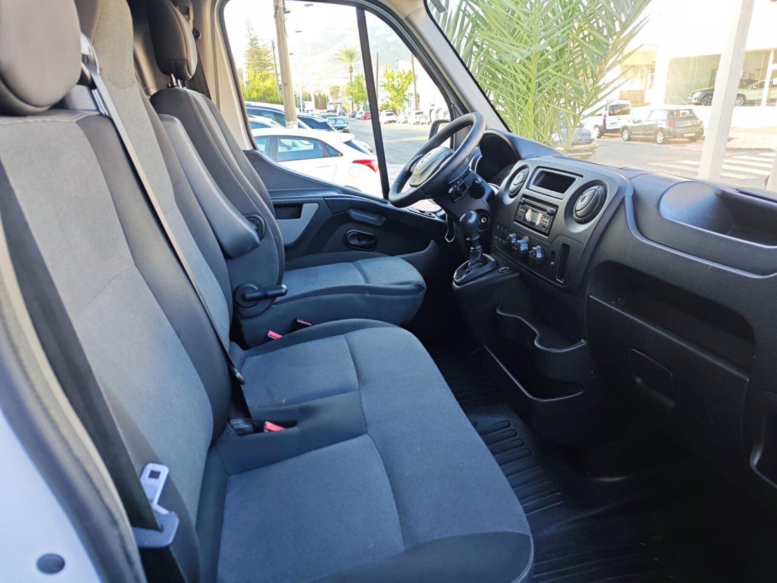 RENAULT MASTER 2.3 DCI L1H1