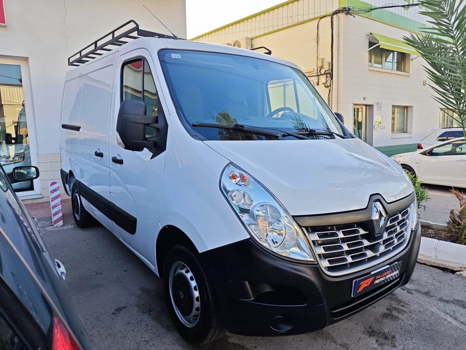 RENAULT MASTER 2.3 DCI L1H1