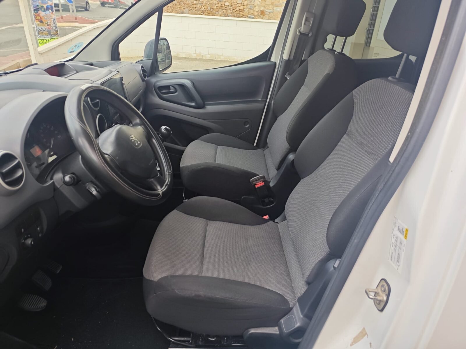 PEUGEOT PARTNER TEPEE 1.6 HDI 