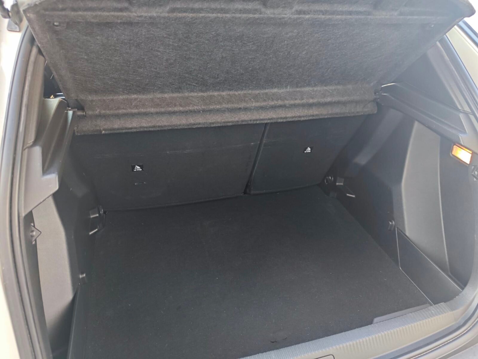 PEUGEOT 2008 1.5 HDI ACTIVE