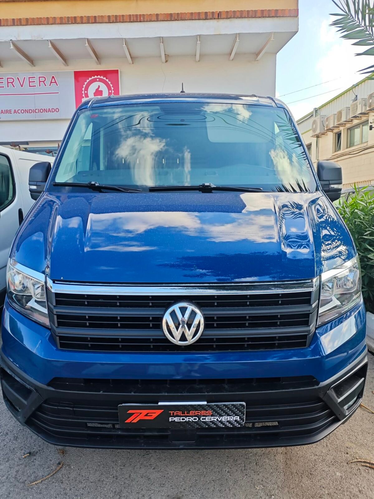 VOLKSWAGEN CRAFTER 2.0 TDI 