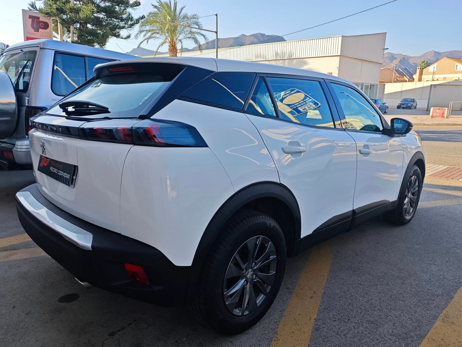 PEUGEOT 2008 1.5 HDI ACTIVE