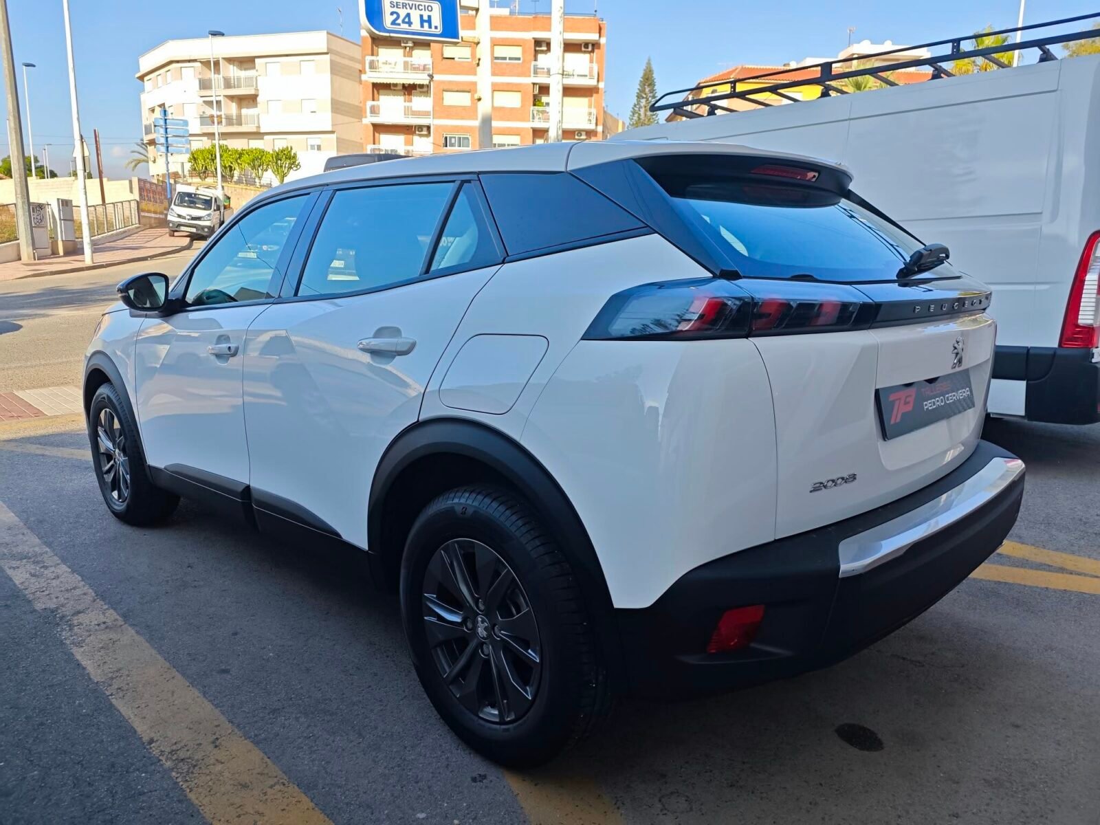 PEUGEOT 2008 1.5 HDI ACTIVE