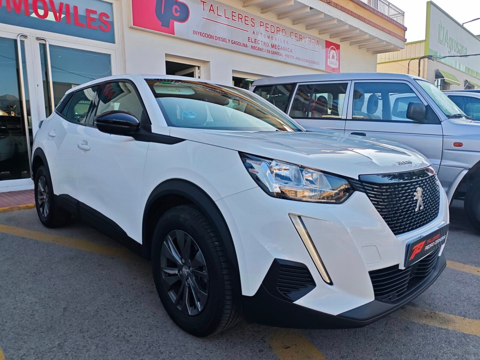 PEUGEOT 2008 1.5 HDI ACTIVE